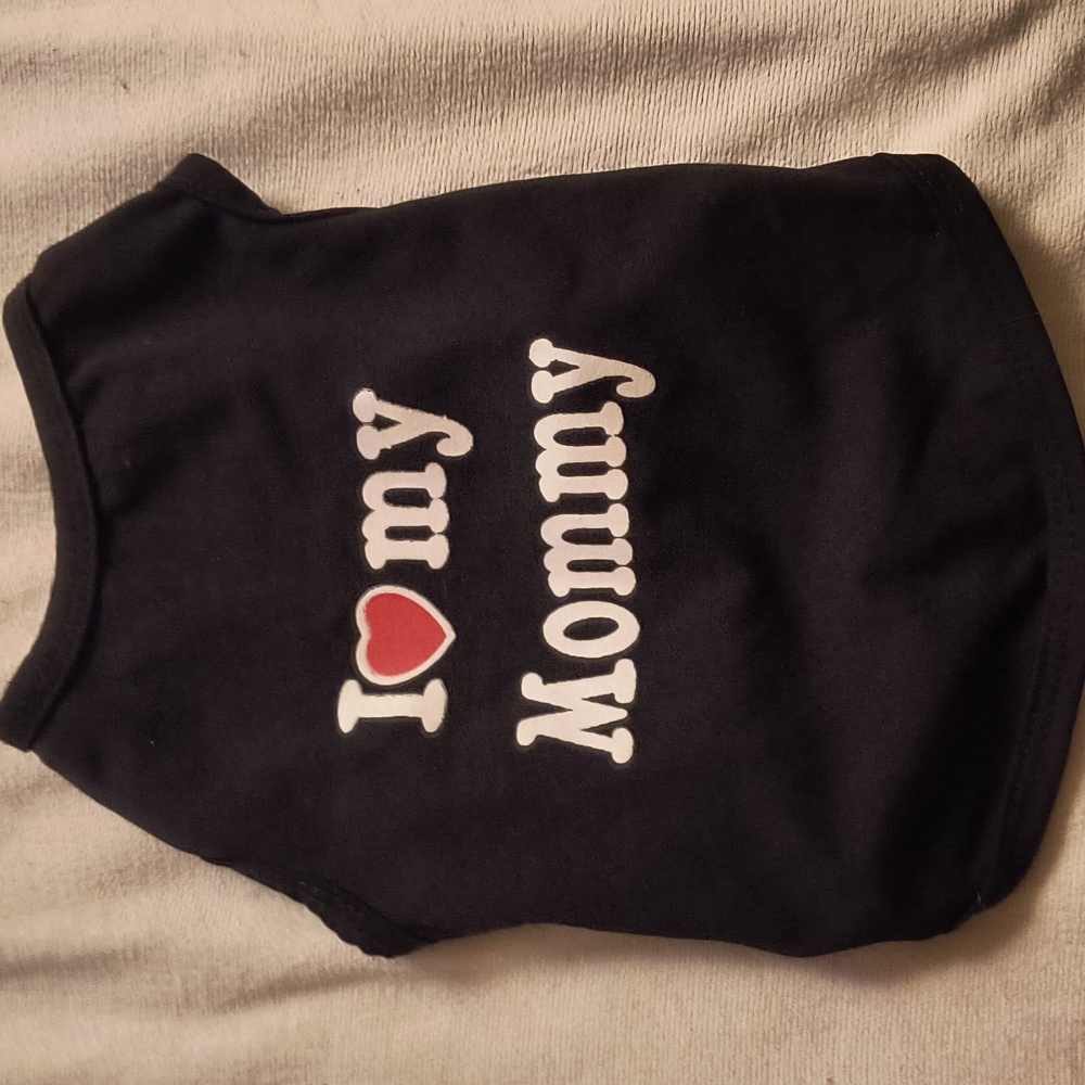 *(For Small dog) I love my mommy shirt